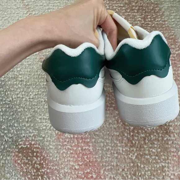 New Balance Women's White Sneakers with Teal Heel - Picture 7 of 10